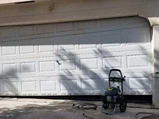Low Cost Garage Door Repair Services | Tampa FL