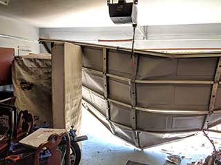 How to Protect Your Family from Accidents | Tampa FL How to Protect Your Family from Accidents | Garage Door Tampa FL